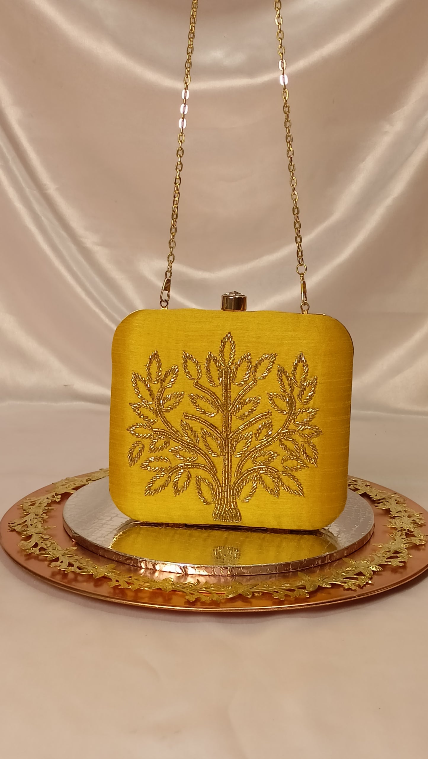 MUSTARD SQUARE CLUTCH