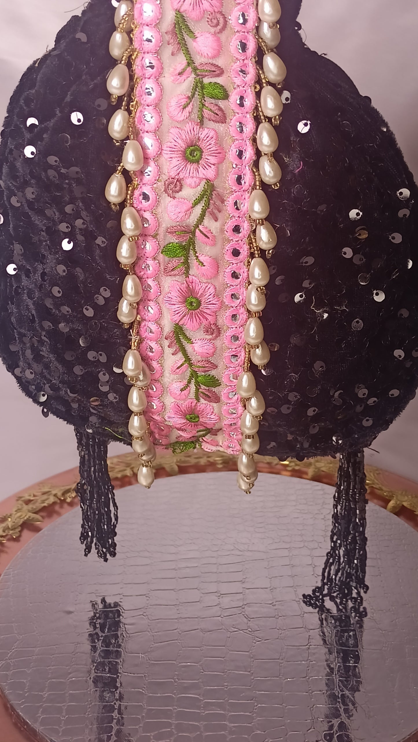 MUGHAL VELVET POTLI BAG